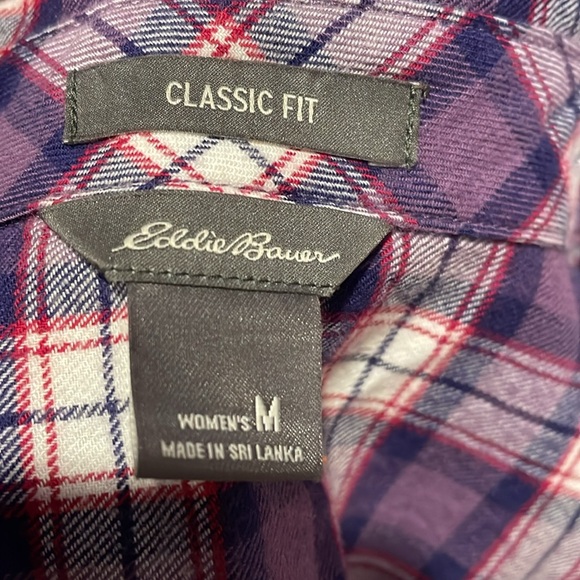 Eddie Bauer woman’s light flannel shirt. Medium - Picture 8 of 11